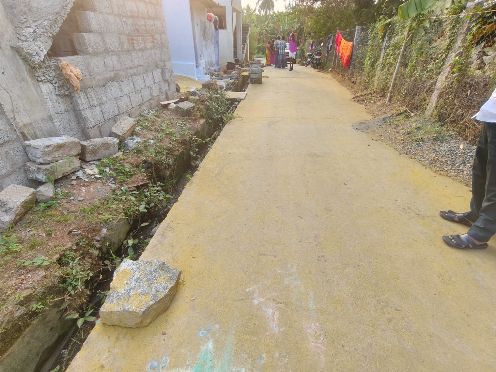 3 cent north face 2bhk house 15 lakhs only